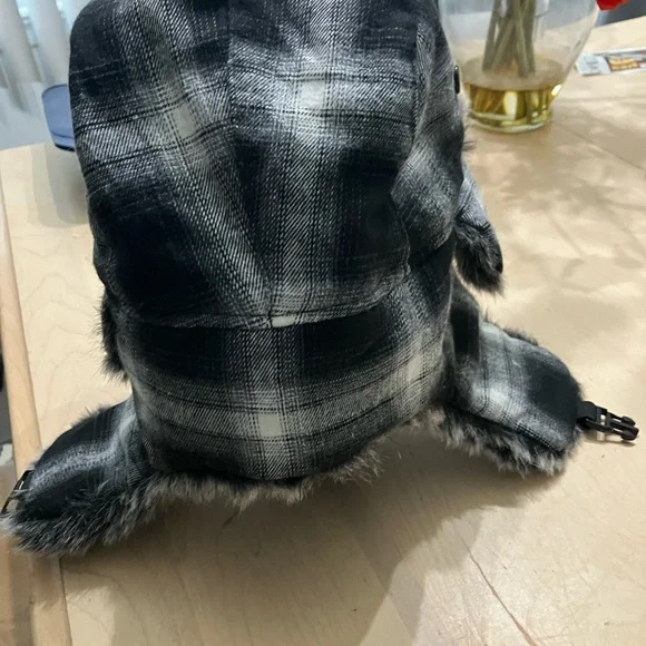 Unisex Winter Trapper Hat - Picture 4 of 8